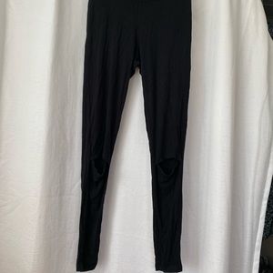 Open knee leggings